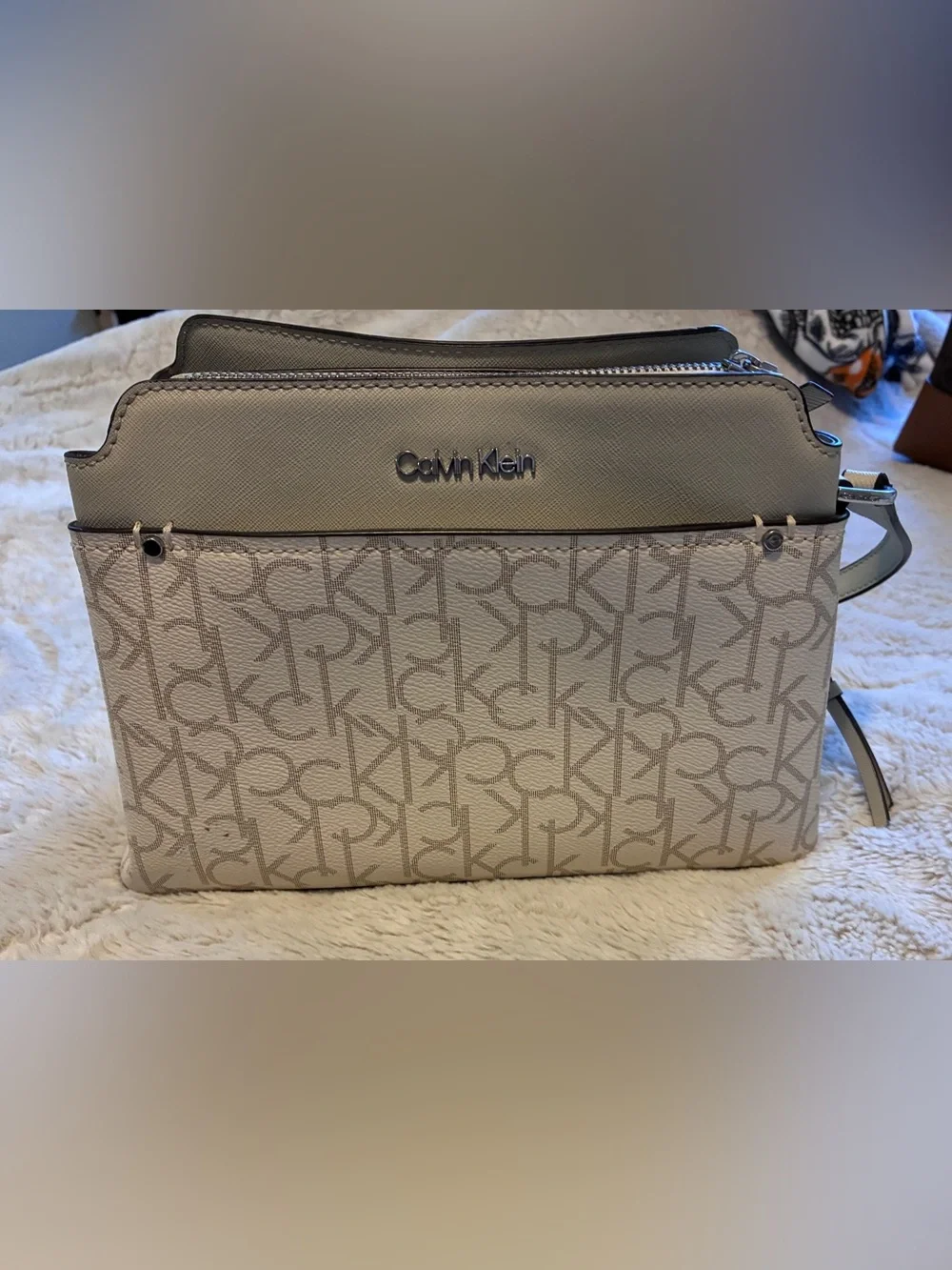 Calvin KLIEN crossbody handbag-6 compartment - Picture 1 of 6